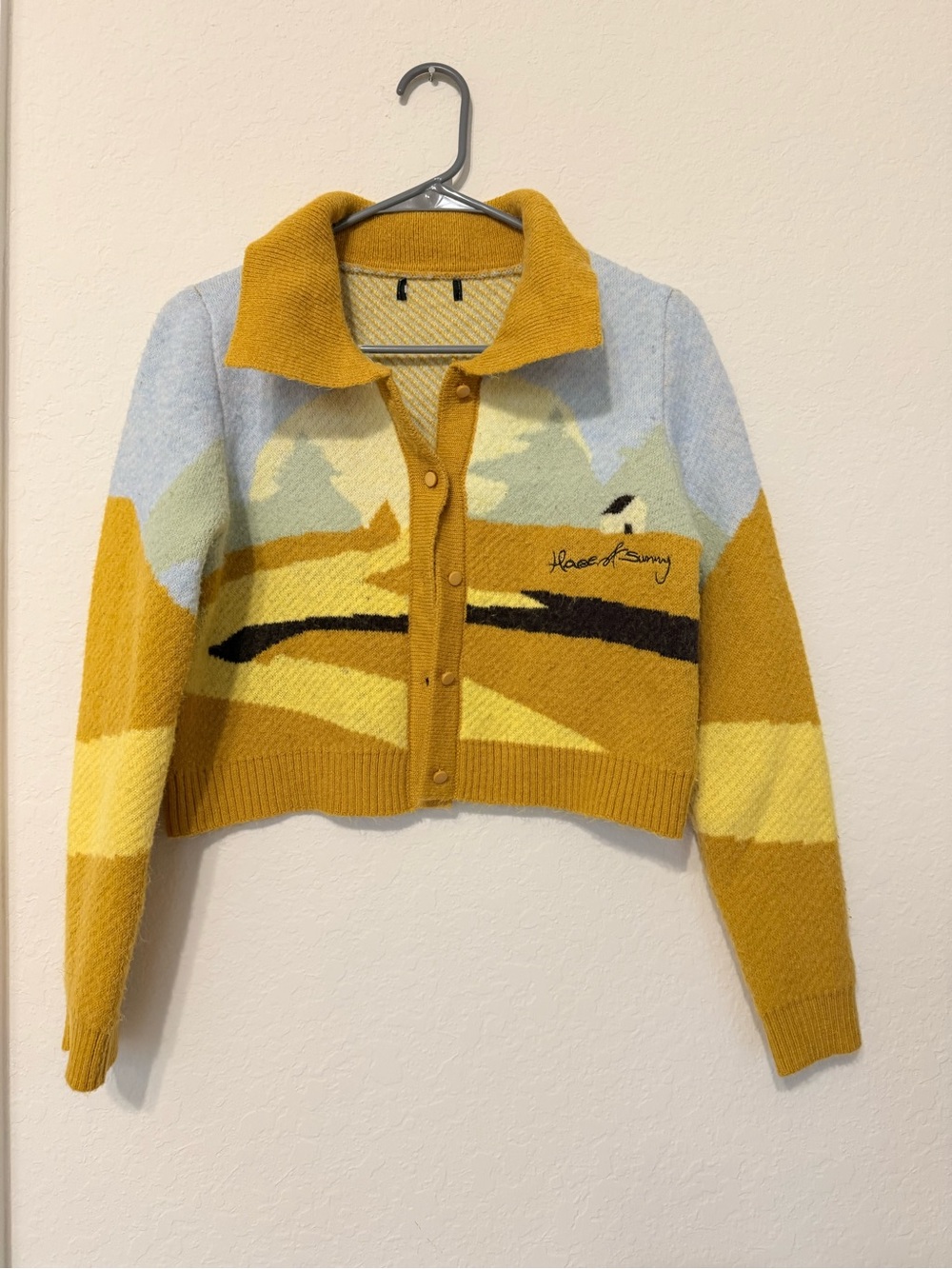 House of Sunny Cropped Button Cardigan - Picture 9 of 11